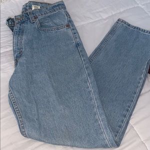 512 LEVIS MOM JEAN STRAIGHT